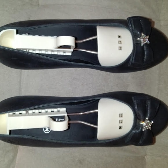 CHANEL BUFFALO GLITTER STAR BALLERINA FLATS - Picture 1 of 10